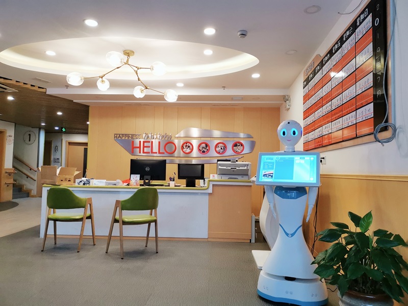 科技服務(wù)進(jìn)社區(qū) 文思海輝推出智能機(jī)器人‘小鄰’，開啟鄰里咨詢新篇章